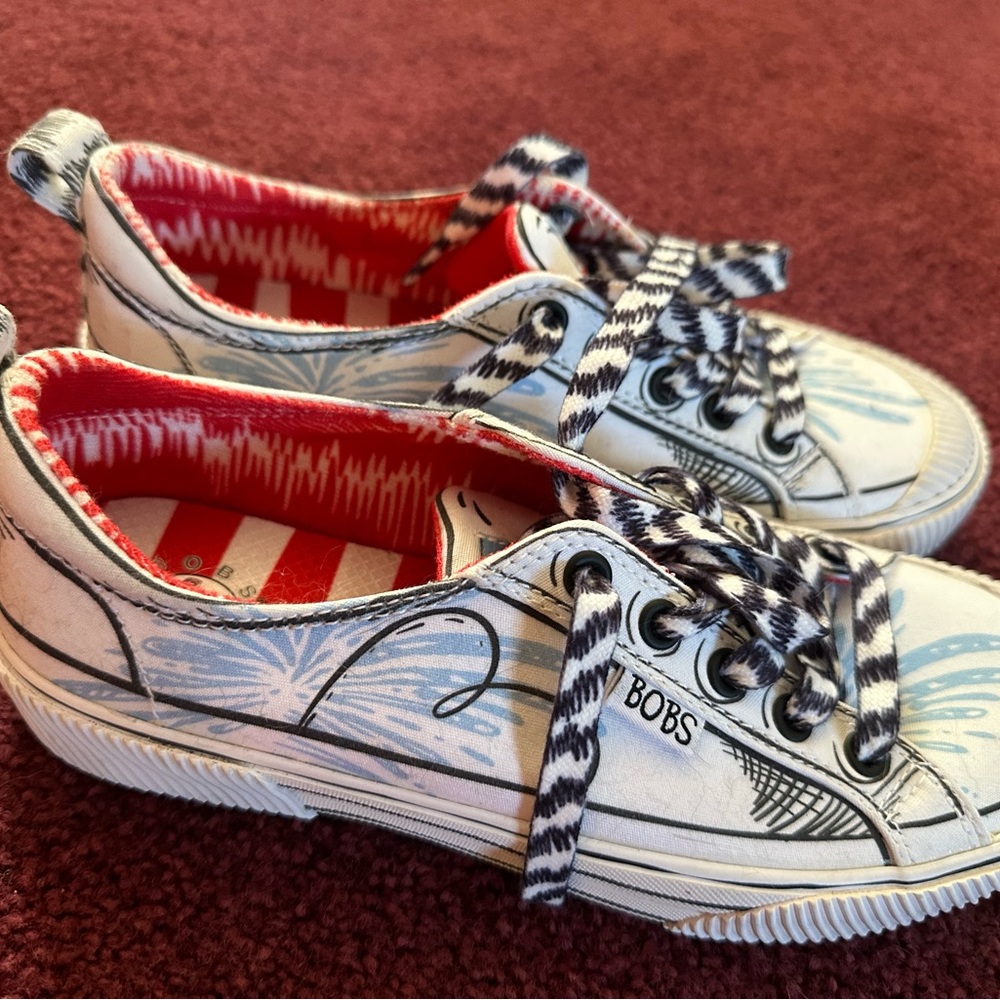 Dr Seuss Horton Hears A Who Bobs By Skechers Size 6.5